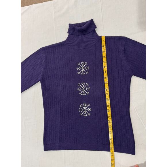 Meister Sweater Sz S Women’s Wool Acrylic Pullover Turtleneck Purple Snowflake - Picture 6 of 8